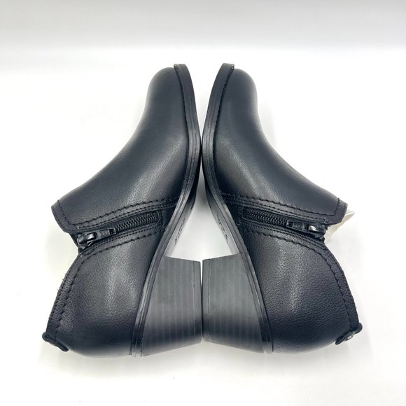 Naturalizer Womens 5.5‎ Zarie Black Leather Low Cut Ankle Boots Booties Shooties - Picture 8 of 14